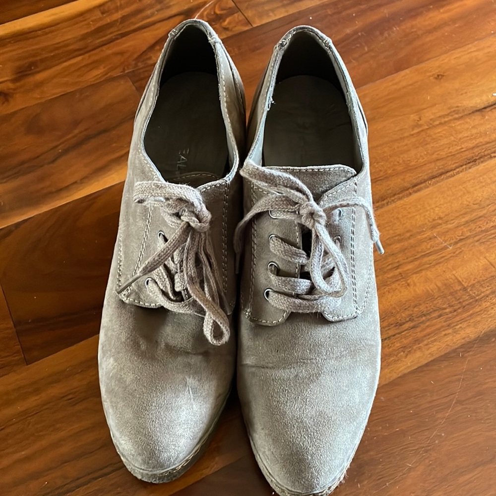 Grey Oxford wedges